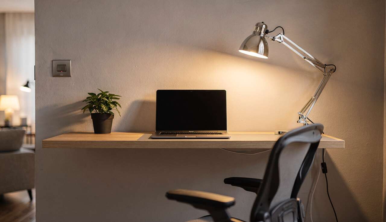 Bureau mural : 20 modèles pour un espace de travail stylé