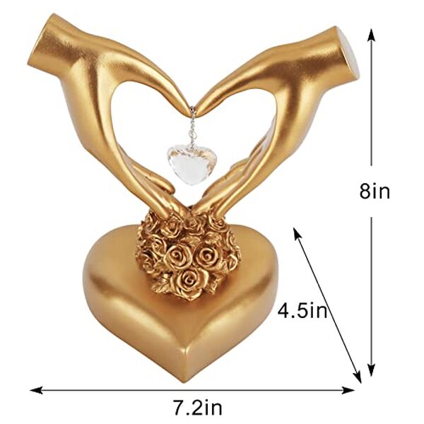 Découvrez notre analyse détaillée de la sculpture dorée cœur romantique : esthétique et symbolisme d'une œuvre d'art unique qui inspire amour et élégance dans votre espace.