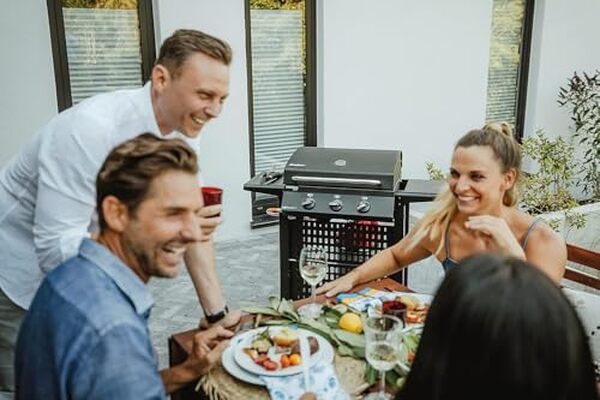 Découvrez notre analyse détaillée du barbecue à gaz Enders San Diego Next 3 : performances, fonctionnalités et conseils pour un été réussi